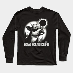 Celestial Cow Eclipse: Trendy Tee for Cow Enthusiasts and Eclipses Long Sleeve T-Shirt